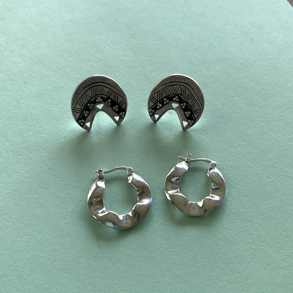 Set of 2 earrings 🌺